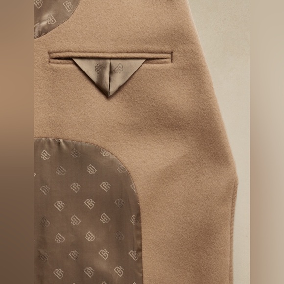 BANANA REPUBLIC OVERSIZED WOOL-CASHMERE WRAP COAT - Picture 9 of 13